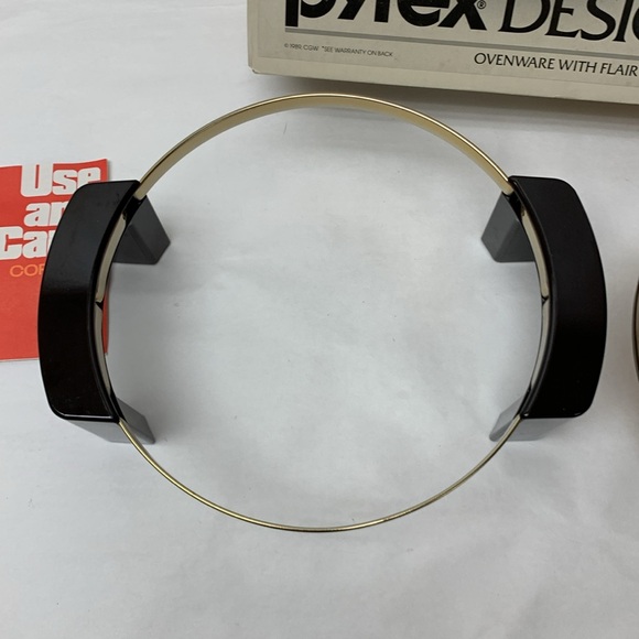 Vintage PYREX Designs Casserole Dish 2 Quart 6241-F With Cradle Party Server new - Picture 6 of 12